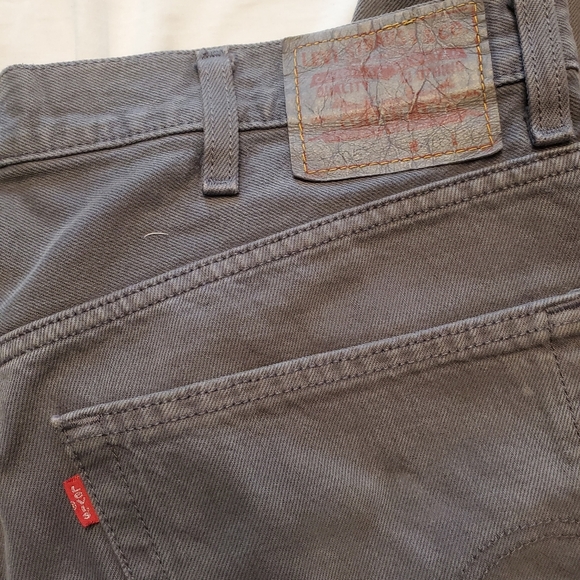 Levi's 505 Gray Jeans Denim Red Tab Regular Fit Straight Leg 40x30 Gray Patch - Picture 5 of 8